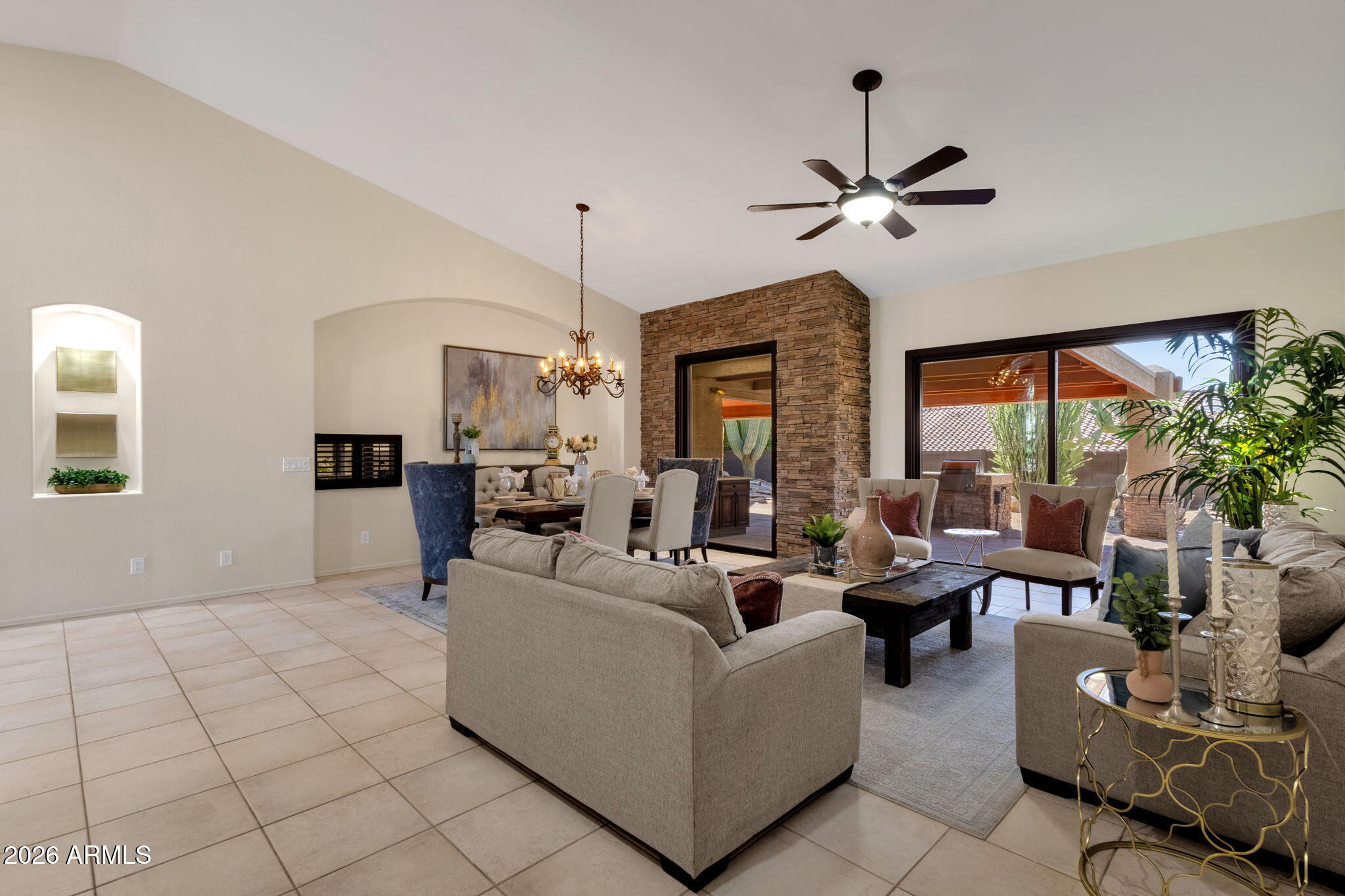 1837 East Marilyn Road Phoenix, AZ 85022 - Photo 9 of 47 9-web-or-mls-09
