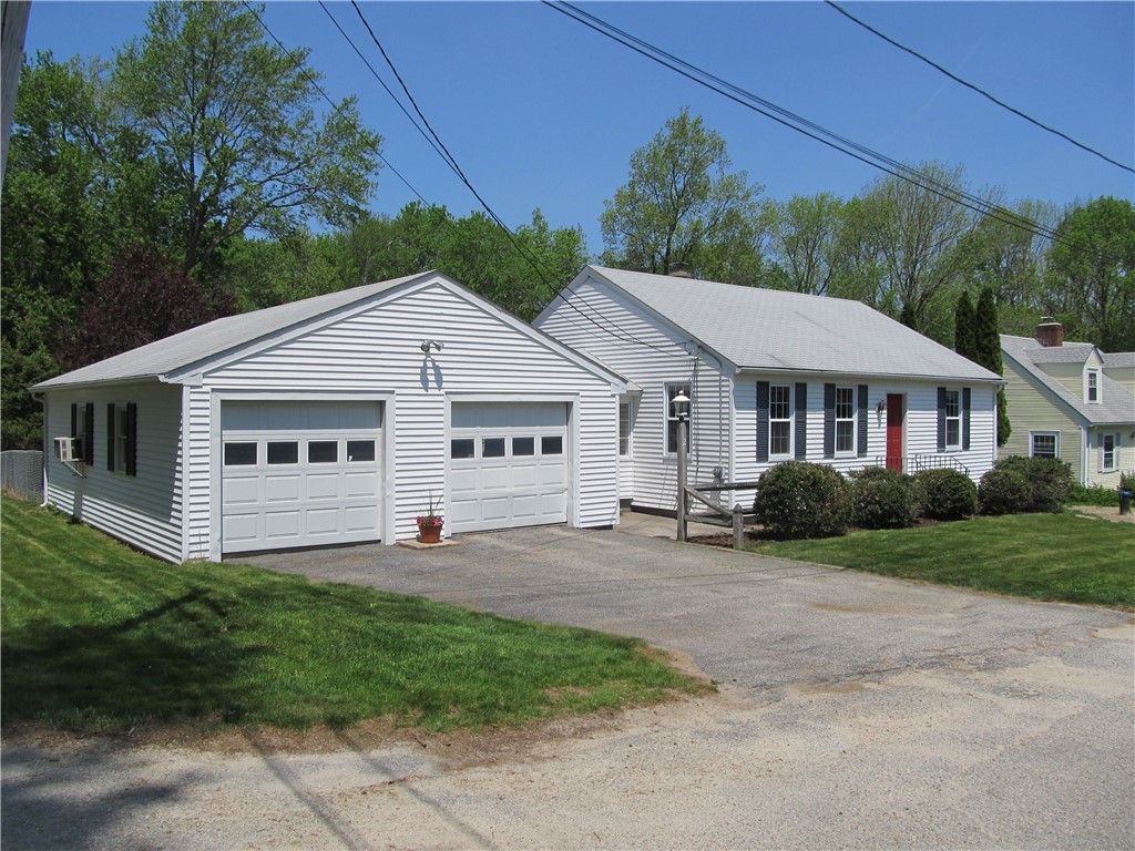 2 James A Potter Road Scituate, RI 02857 - Photo 3 of 20
