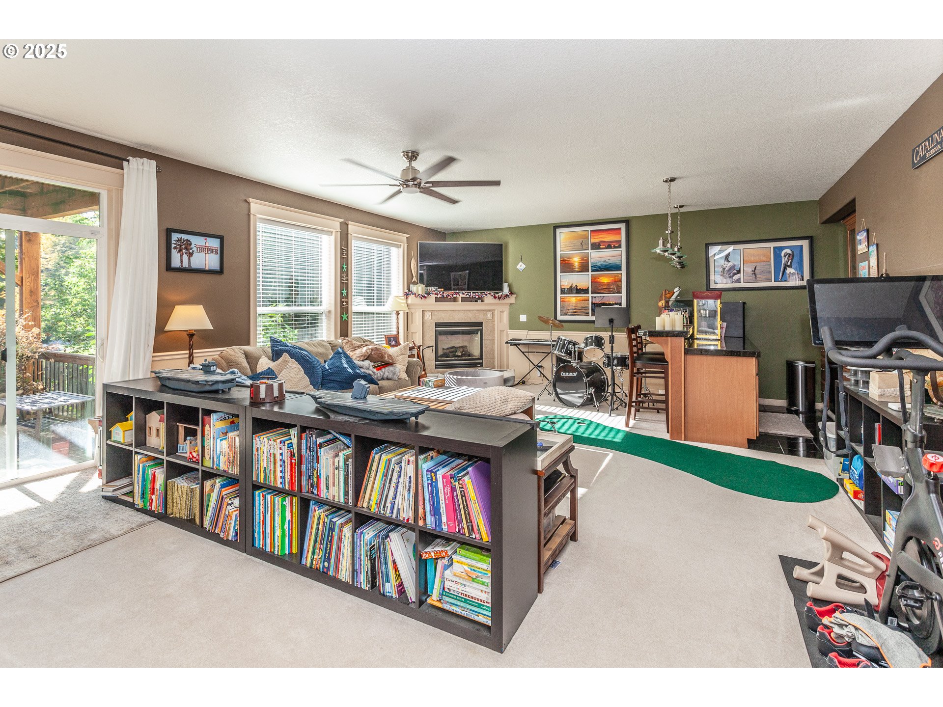 33102 Felisha Way Scappoose, OR 97056 - Photo 31 of 46 Family Room