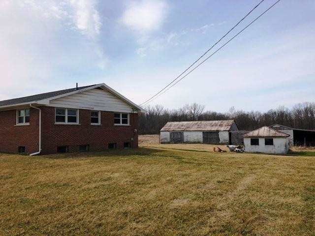 12834 Tuttle Hill Road Willis, MI 48191 - Photo 6 of 18 Photo 6