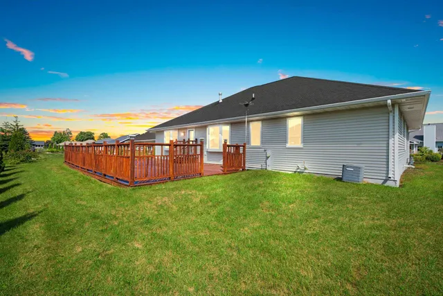 $424,900 | 33 North Ashland Avenue, Sturgeon Bay, WI 54235