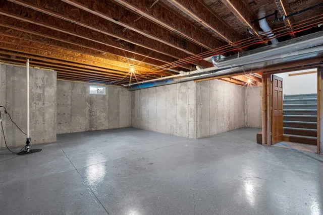 $424,900 | 33 North Ashland Avenue, Sturgeon Bay, WI 54235