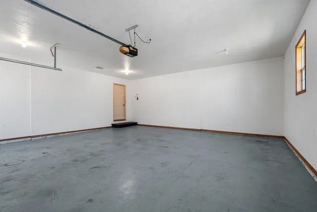 $424,900 | 33 North Ashland Avenue, Sturgeon Bay, WI 54235