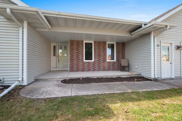 $424,900 | 33 North Ashland Avenue, Sturgeon Bay, WI 54235