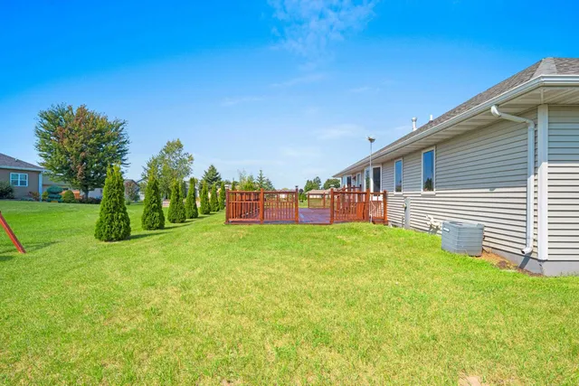 $424,900 | 33 North Ashland Avenue, Sturgeon Bay, WI 54235