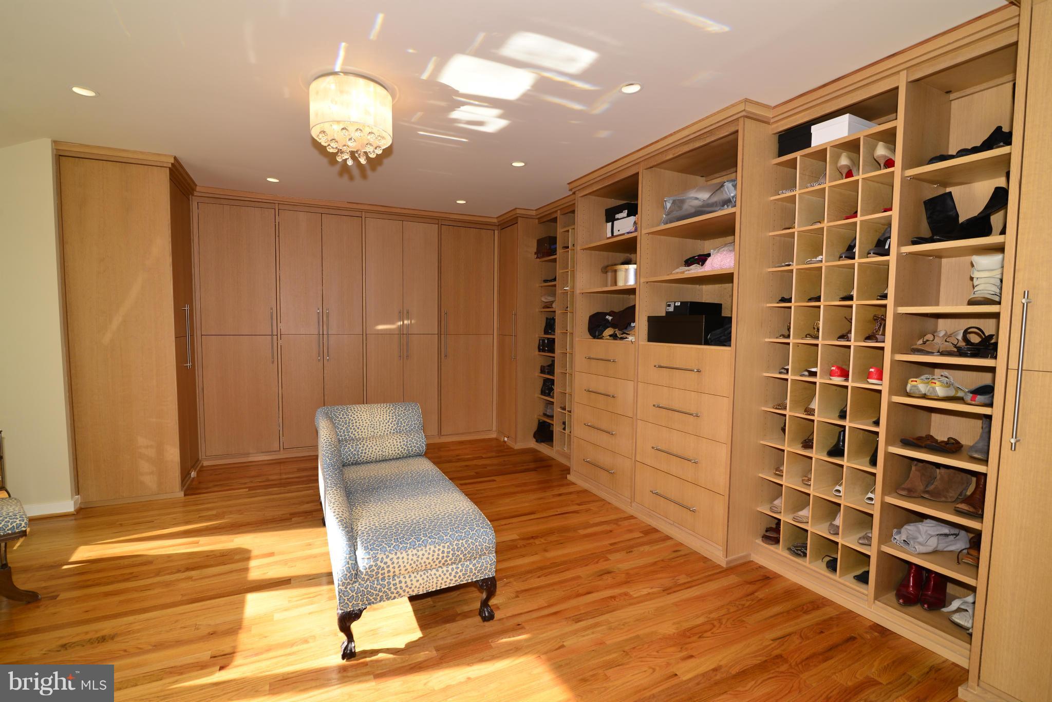 1596 North Village Road Reston, VA 20194 - Photo 20 of 29 Dream Walk-in Closet