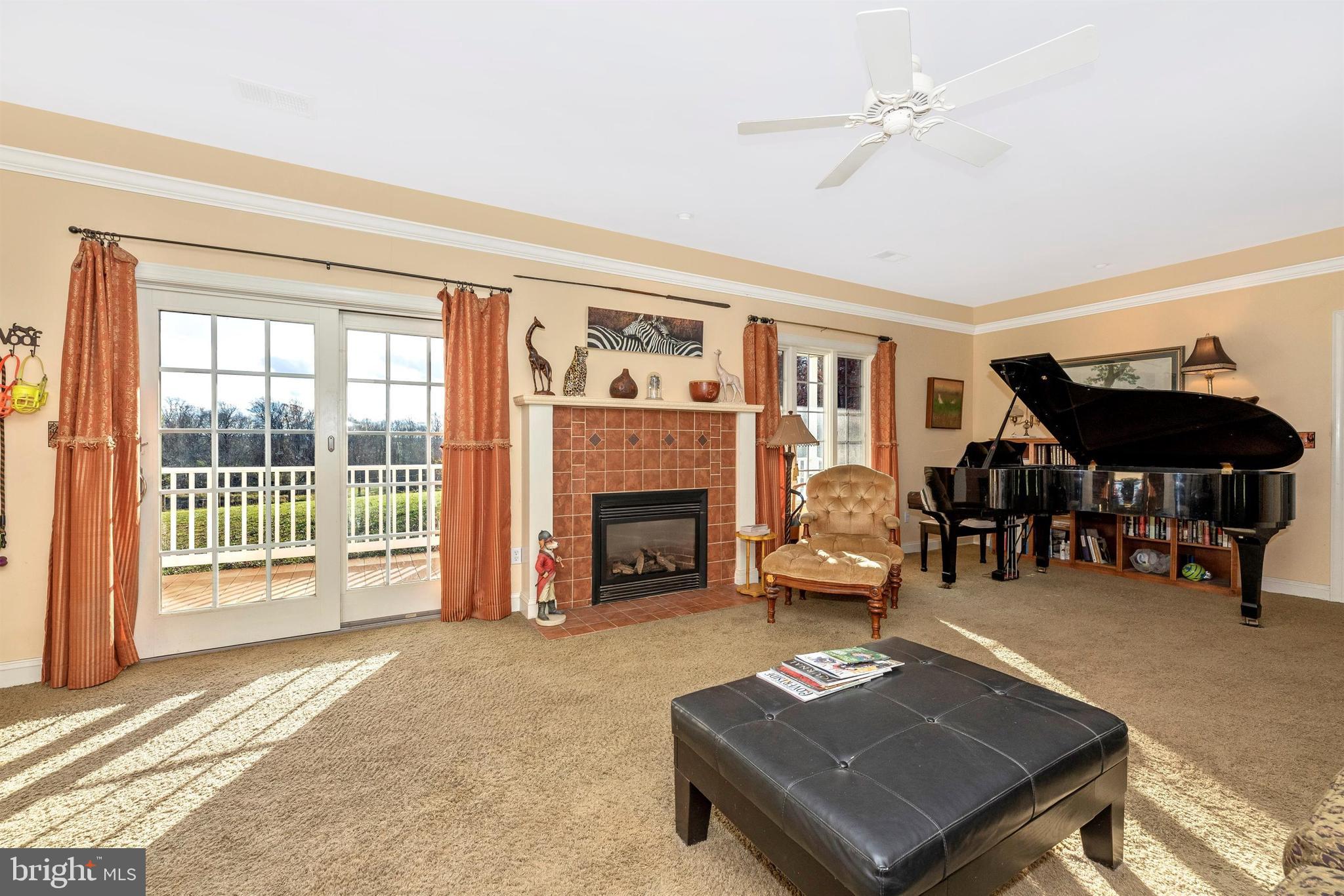8501 Dollyhyde Road Mount Airy, MD 21771 - Photo 5 of 134 Gallery Image 5