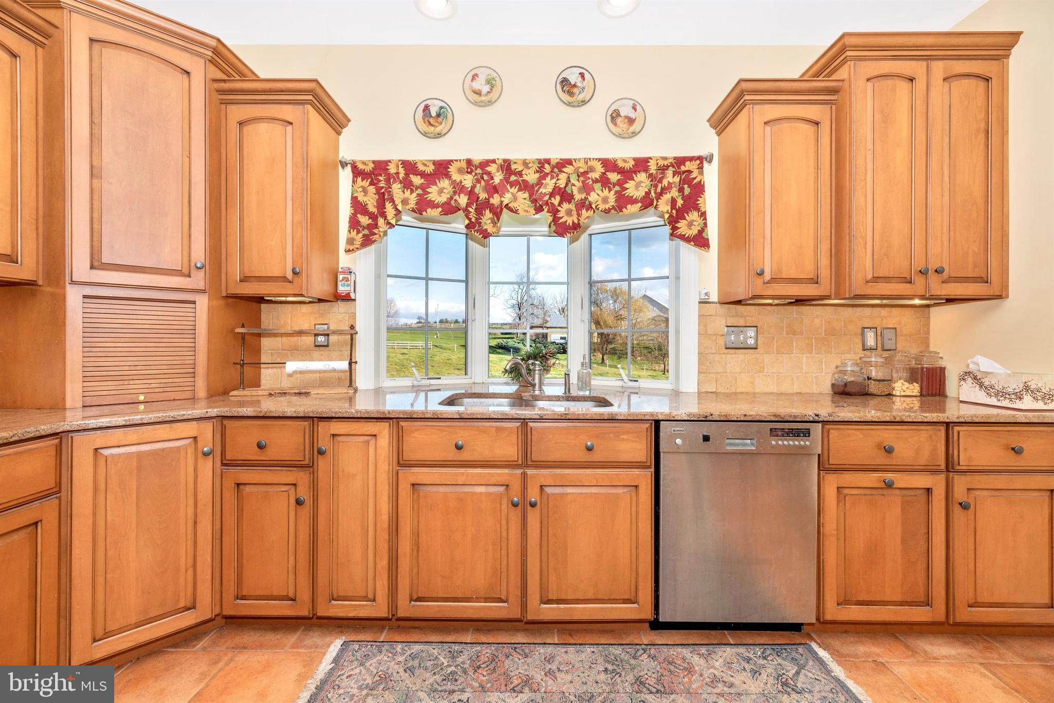 8501 Dollyhyde Road Mount Airy, MD 21771 - Photo 8 of 134 Gallery Image 8