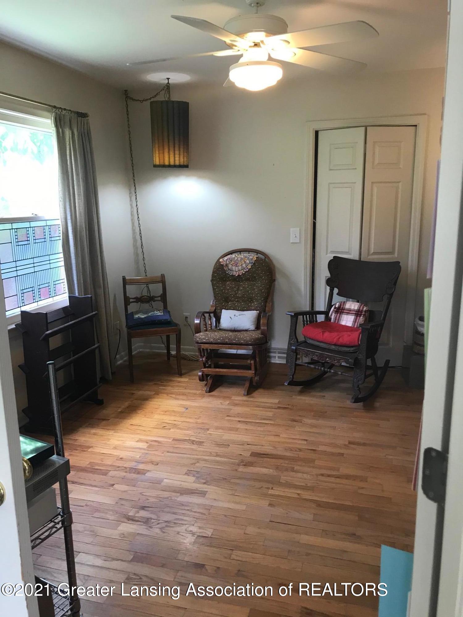 625 Snyder Road East Lansing, MI 48823 - Photo 15 of 30 Dining Room1