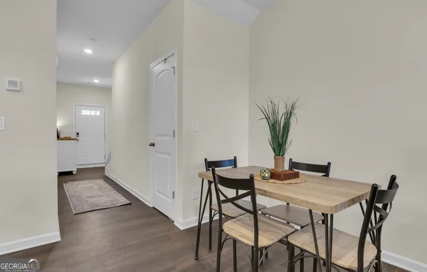 $1,950 | 62 Chastain Circle, Newnan, GA 30263