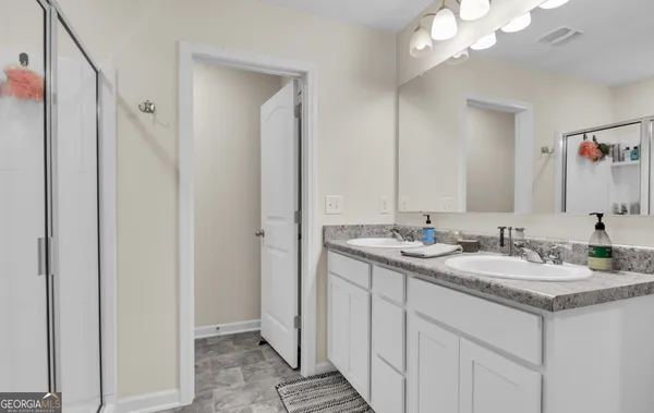 $1,950 | 62 Chastain Circle, Newnan, GA 30263