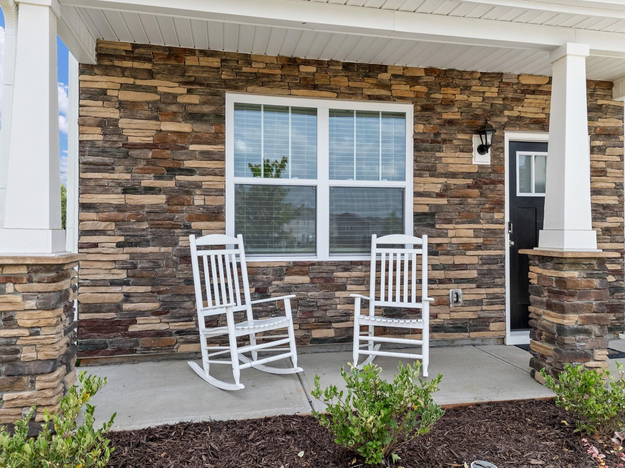 7007 Manse Court Boiling Springs, SC 29316 - Photo 4 of 44