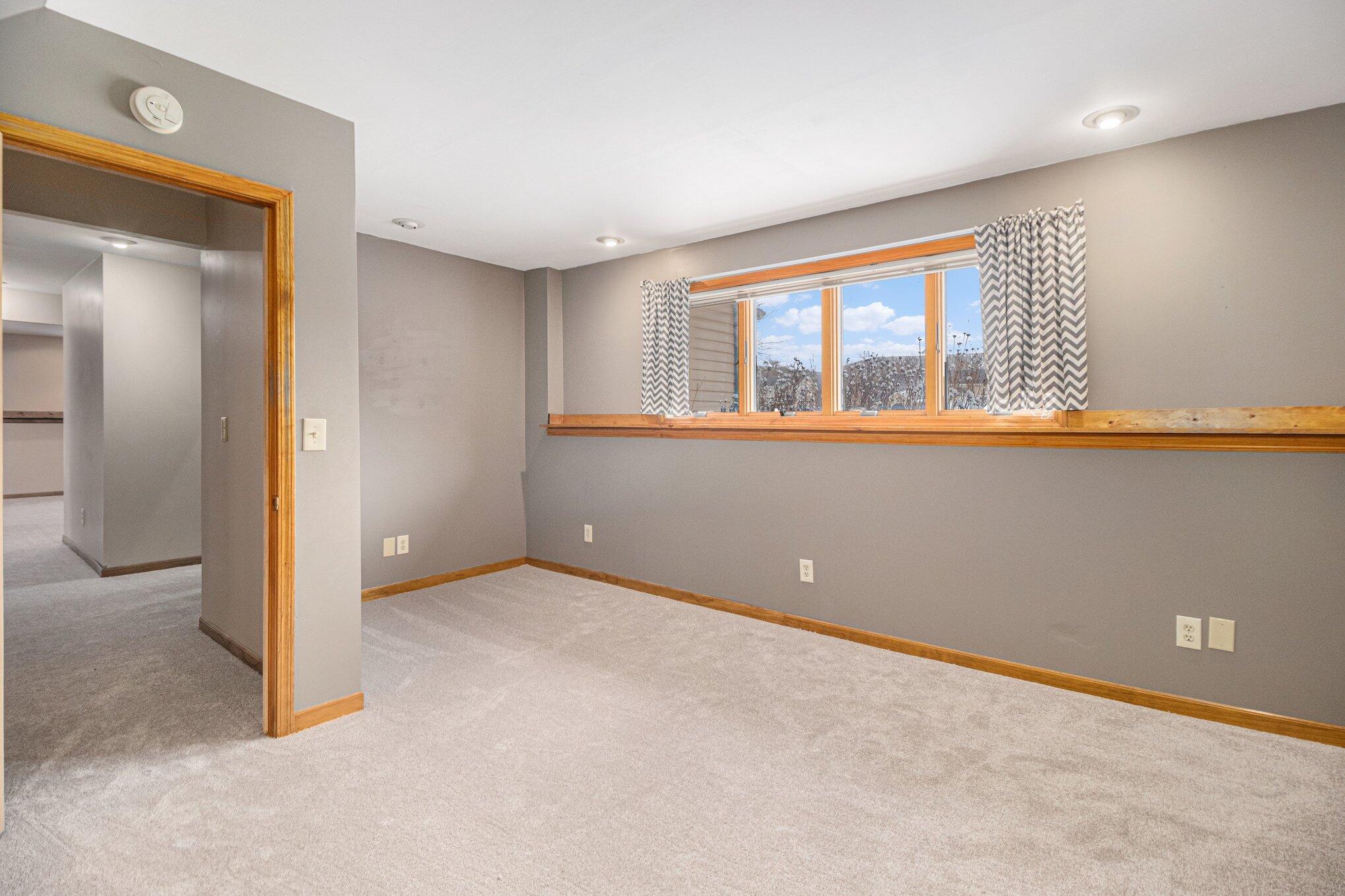 9082 Dallas Place Crown Point, IN 46307 - Photo 16 of 20 an empty room with a window