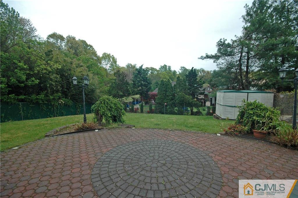 43 Brookside Road Edison, NJ 08817 - Photo 20 of 21 a view of a street