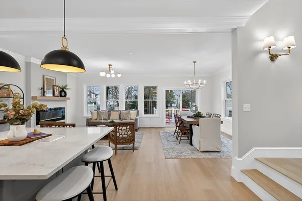 $1,495,900 | 8 Dobbins Street, Waltham, MA 02451