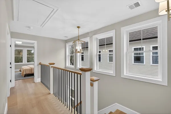 $1,495,900 | 8 Dobbins Street, Waltham, MA 02451