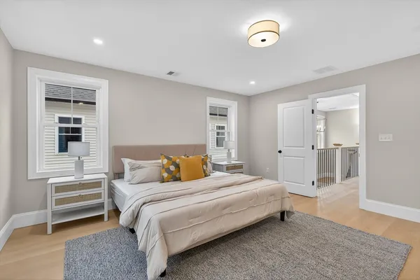 $1,495,900 | 8 Dobbins Street, Waltham, MA 02451