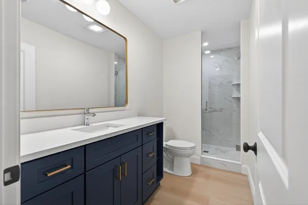 $1,495,900 | 8 Dobbins Street, Waltham, MA 02451