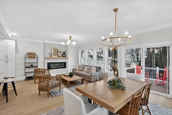 $1,495,900 | 8 Dobbins Street, Waltham, MA 02451