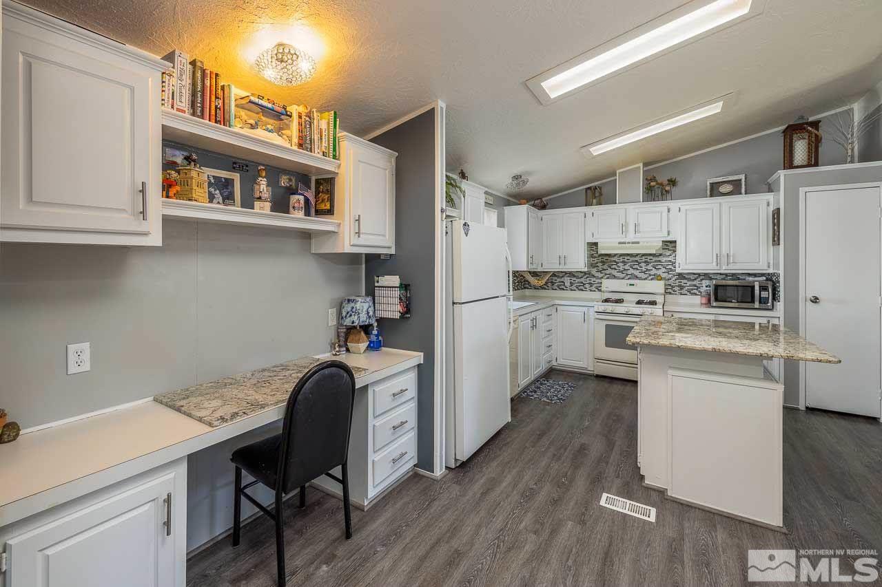 7541 Lytton Court Reno, NV 89506 - Photo 7 of 21 Photo 7