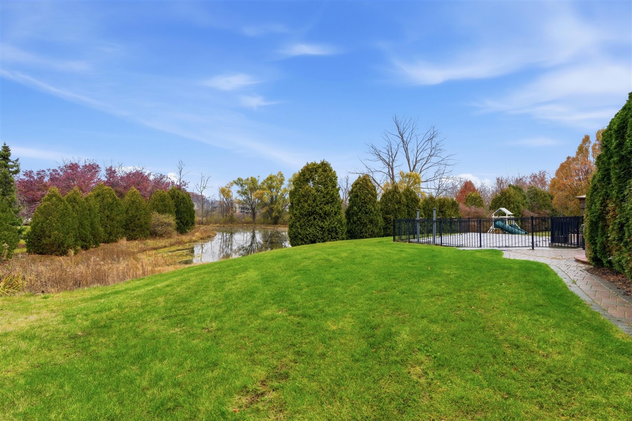 5520 Whitehall Boulevard Rochester, MI 48306 - Photo 80 of 99