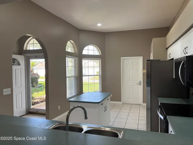 $2,000 | 2346 White Sands Court Northeast, Palm Bay, FL 32905