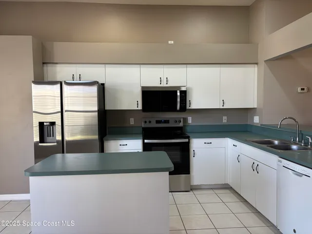 $2,000 | 2346 White Sands Court Northeast, Palm Bay, FL 32905