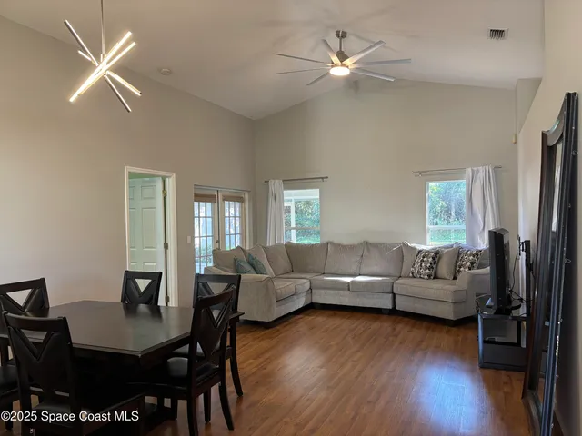 $2,000 | 2346 White Sands Court Northeast, Palm Bay, FL 32905