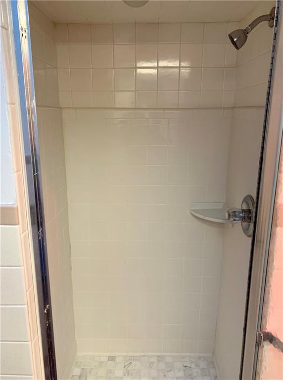 630 Broughton Road Bethel Park, PA 15102 - Photo 19 of 25 a bathroom with a shower