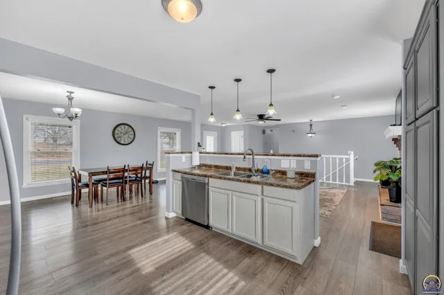 $315,000 | 2205 Northwest Kendall Drive, Topeka, KS 66618