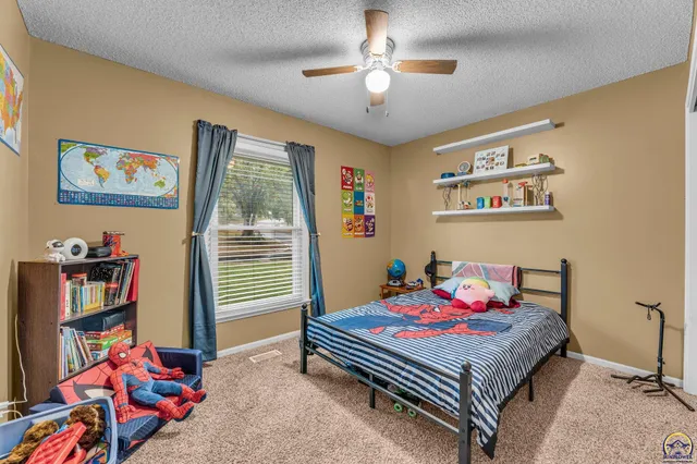 $315,000 | 2205 Northwest Kendall Drive, Topeka, KS 66618