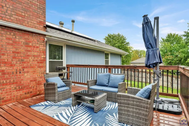 $315,000 | 2205 Northwest Kendall Drive, Topeka, KS 66618