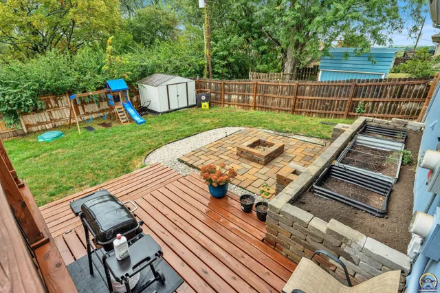 $315,000 | 2205 Northwest Kendall Drive, Topeka, KS 66618