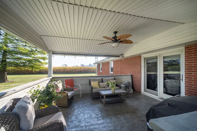 $375,000 | 14290 West Co Road 500 North, Yorktown, IN 47396