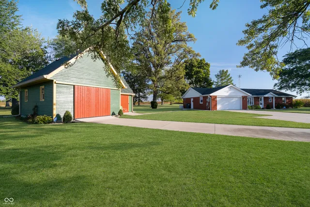$375,000 | 14290 West Co Road 500 North, Yorktown, IN 47396