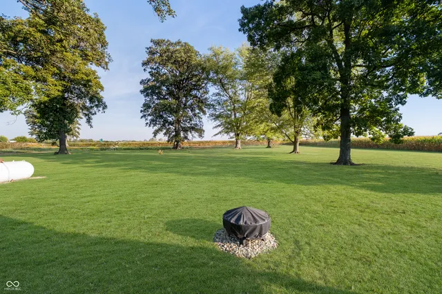 $375,000 | 14290 West Co Road 500 North, Yorktown, IN 47396