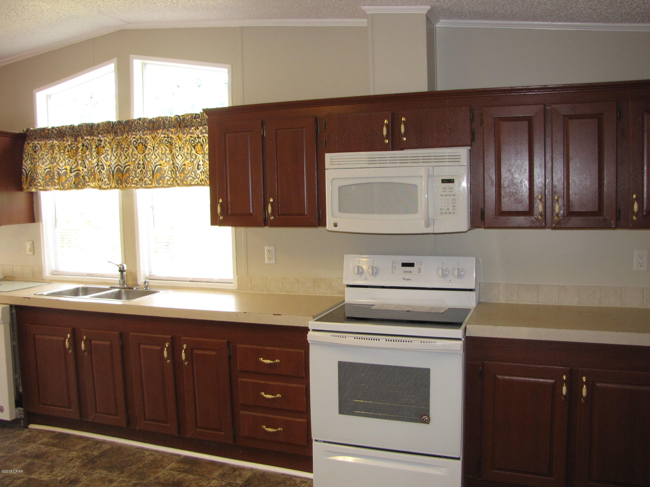 8227 Fremont Road Youngstown, FL 32466 - Photo 9 of 39 Gallery Image 9