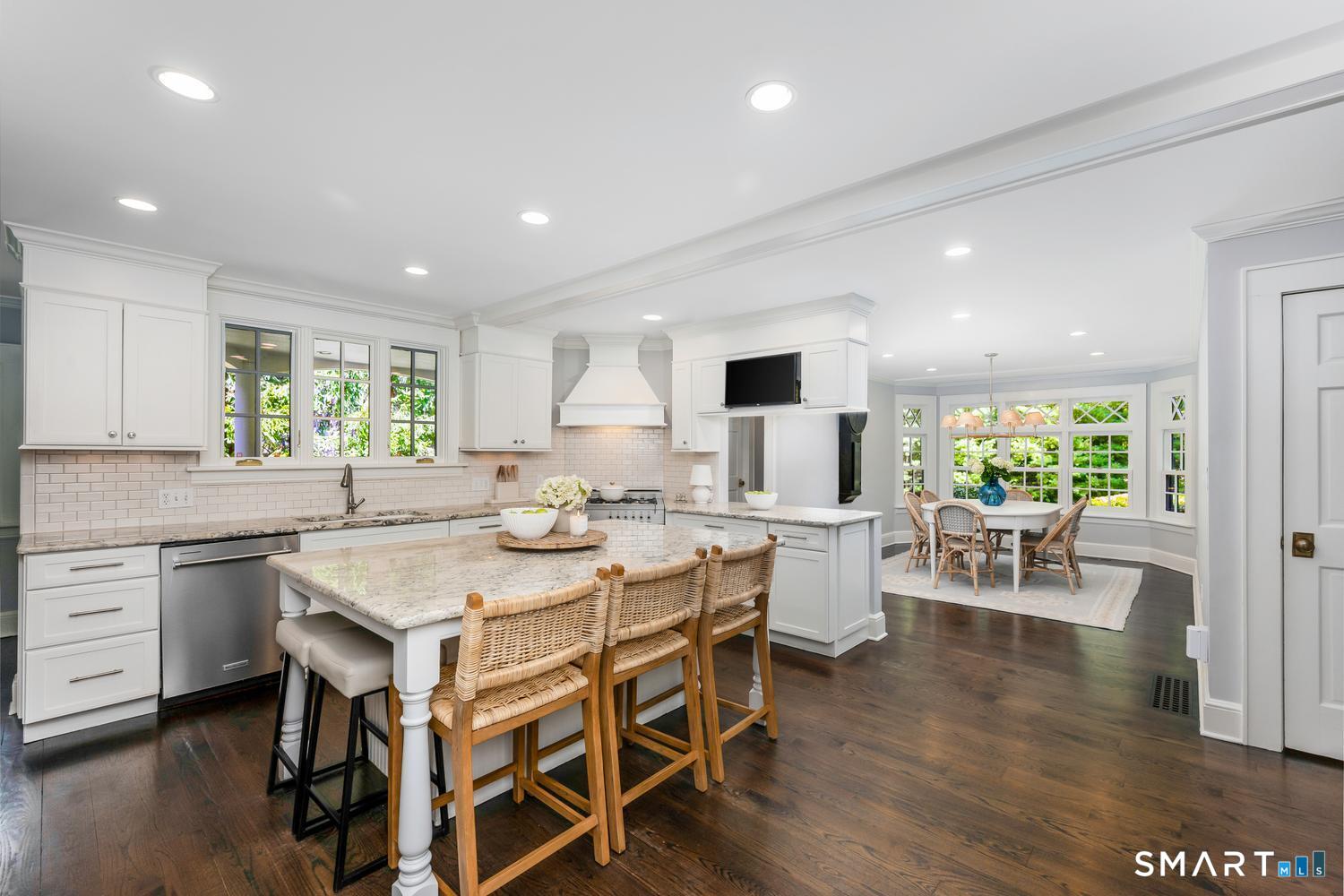 30 Birch Road Darien, CT 06820 - Photo 11 of 38 Gallery Image 11