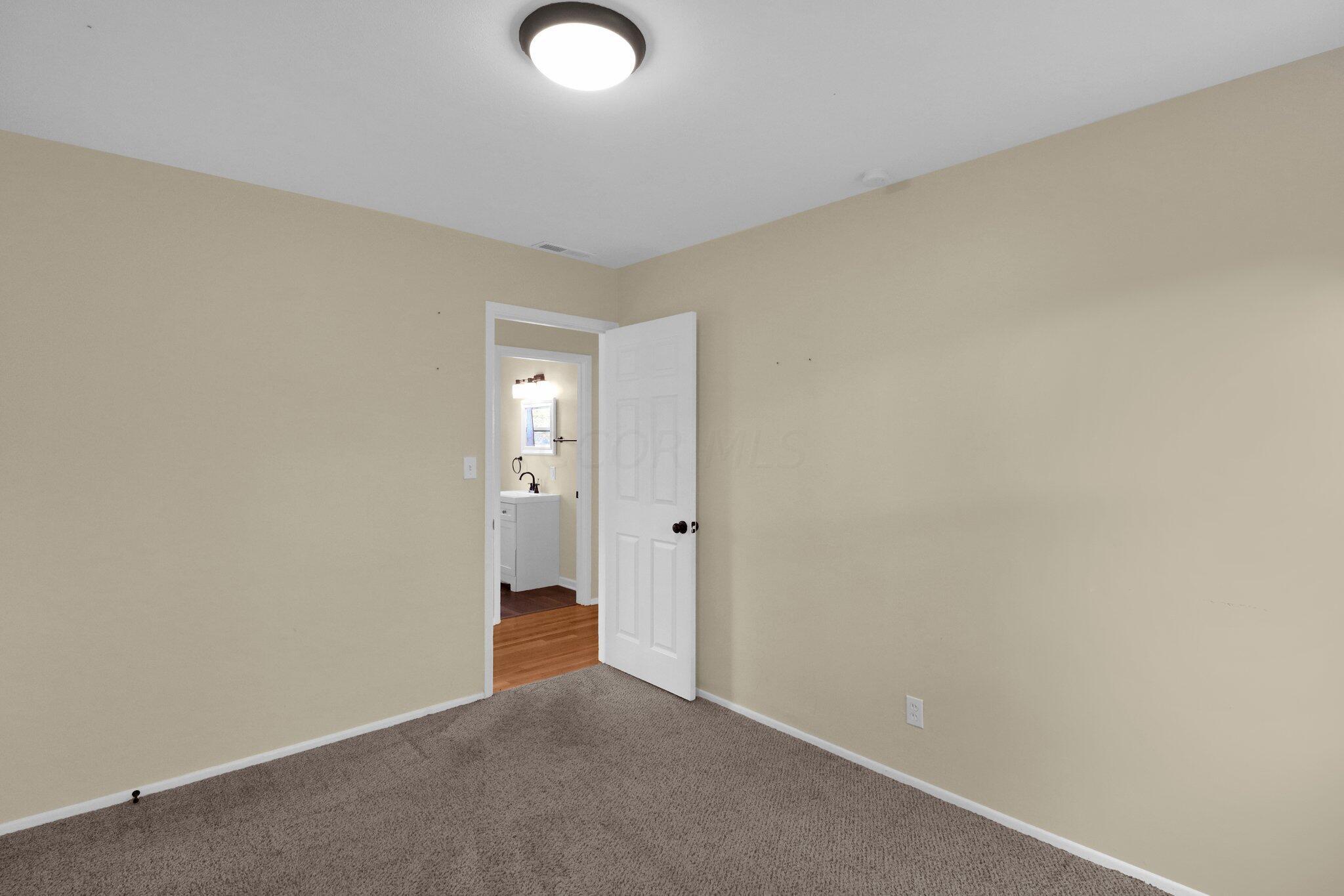 4531 Rodney Road Columbus, OH 43227 - Photo 19 of 36 Bedroom 3