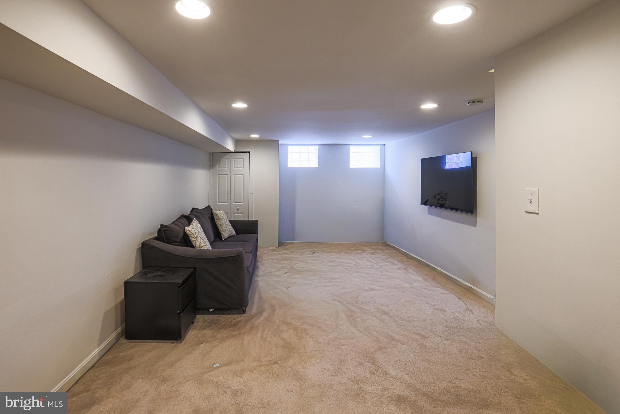 1613 South Charles Street Baltimore, MD 21230 - Photo 36 of 47 Family Room Lower Level