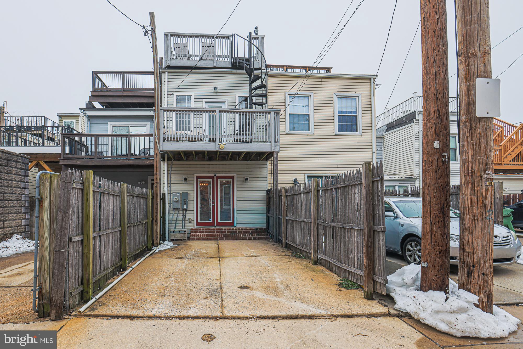 1613 South Charles Street Baltimore, MD 21230 - Photo 40 of 47 Exterior Rear