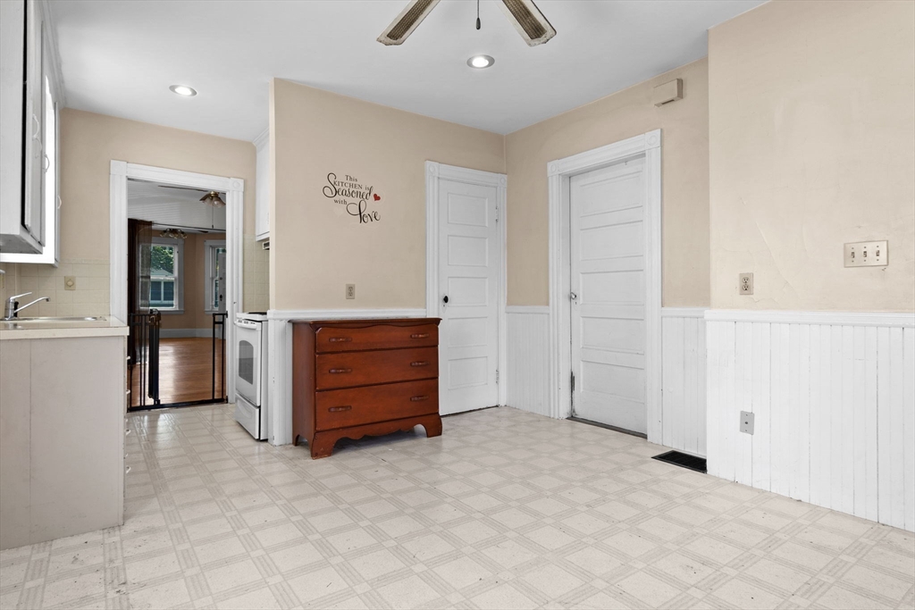 92-94 Newton Avenue Lynn, MA 01905 - Photo 11 of 24