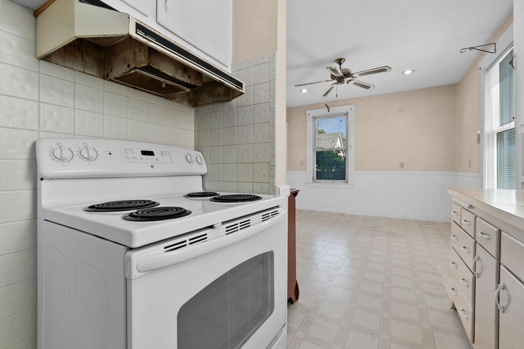 92-94 Newton Avenue Lynn, MA 01905 - Photo 16 of 24