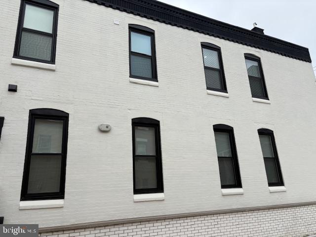 2061 Tasker Street Philadelphia, PA 19145 - Photo 3 of 18