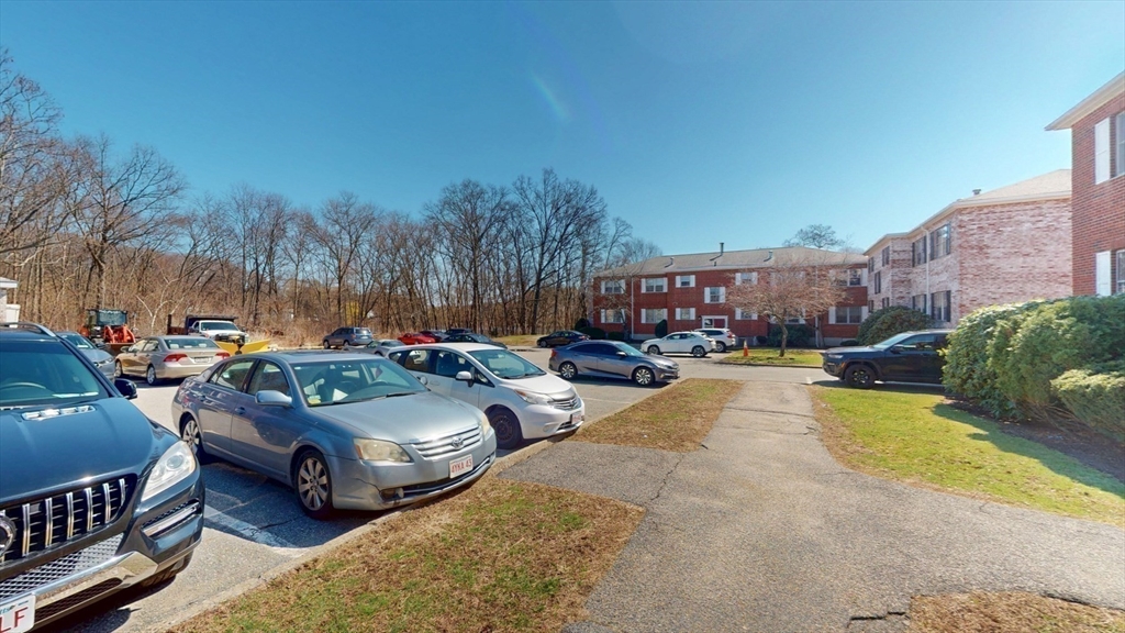 137 Lake Shore Road, Unit 4 Boston, MA 02135 - Photo 21 of 25