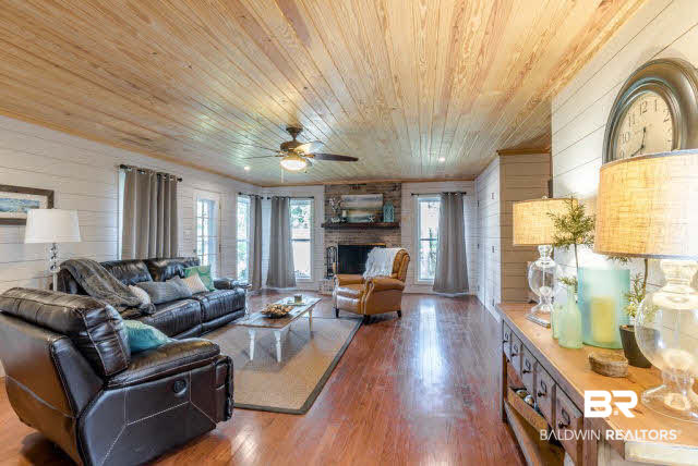 608 Southern Way Spanish Fort, AL 36527 - Photo 10 of 39 Oakwood Flooring