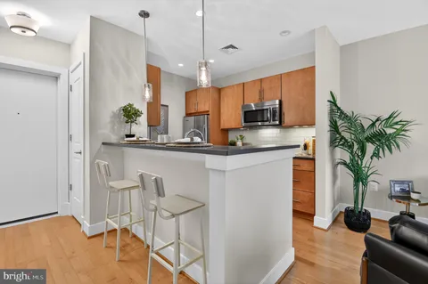 $389,000 | 5201 Wisconsin Avenue Northwest, Unit 308, Washington, DC 20015