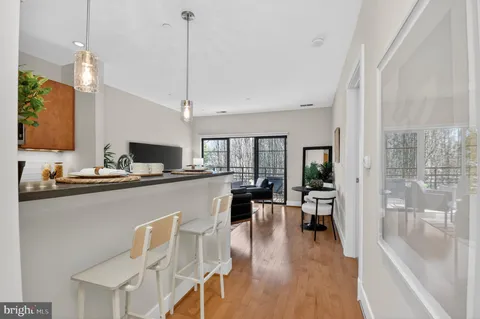 $389,000 | 5201 Wisconsin Avenue Northwest, Unit 308, Washington, DC 20015