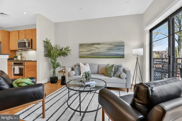 $389,000 | 5201 Wisconsin Avenue Northwest, Unit 308, Washington, DC 20015