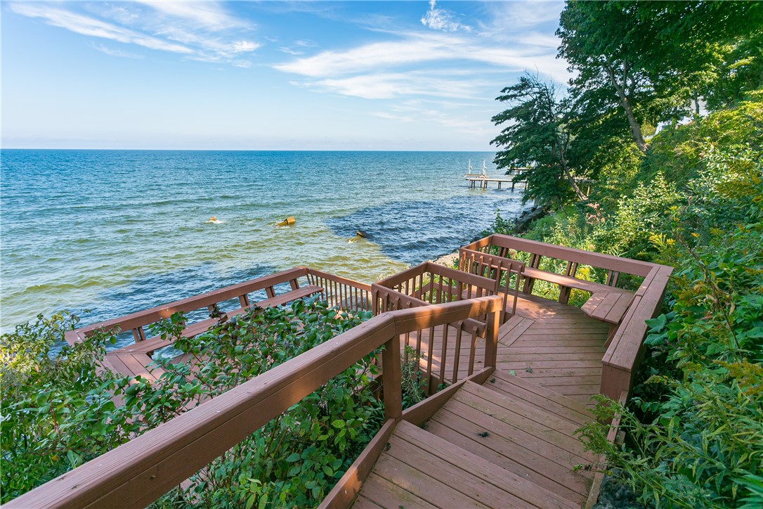 910 Lake Road Webster, NY 14580 - Photo 11 of 45